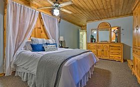 Charming Pioche Apartment On Main St Near Hiking!